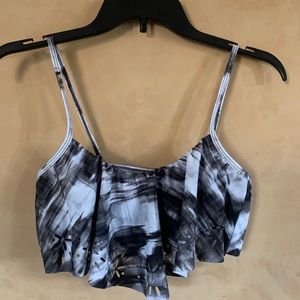 SHEIN SWIN TOP black & white size small with ruffles